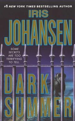 Dark summer / Iris Johansen.